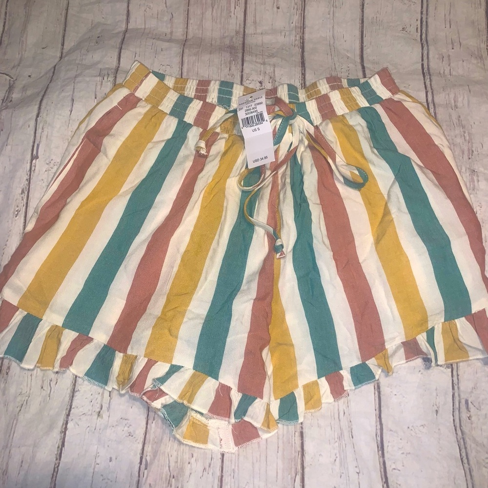 American Eagle stretchy multicolor striped shorts S nwt!
